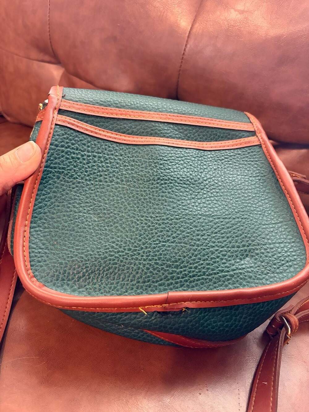 Vintage Dooney & Bourke All Weather Leather Green British Tan Saddle Crossbody - Picture 5 of 6